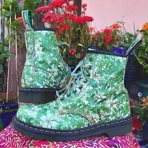 Dr martens st patrick's 1460 sales
